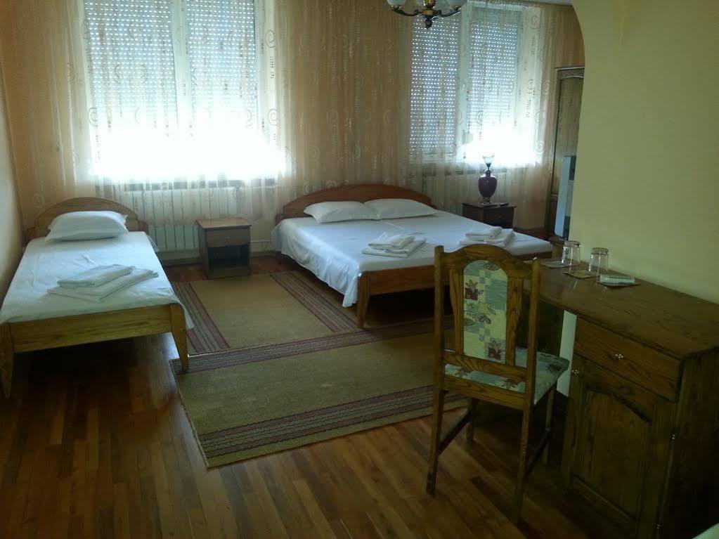 Kanclera Hotel Kaspichan Zewnętrze zdjęcie